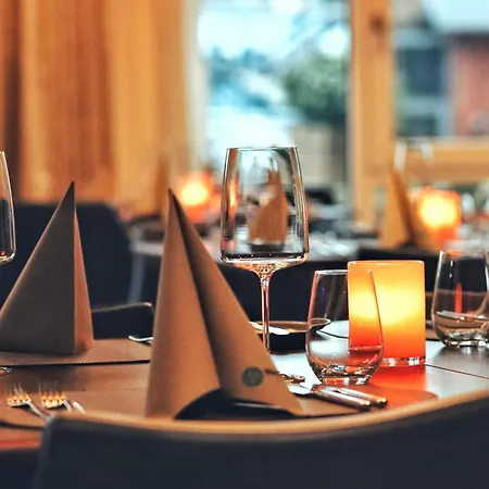 Hotell Hafenhotel Meereszeiten Heiligenhafen