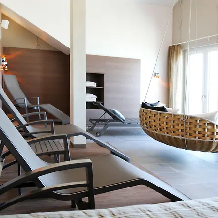 Hafenhotel Meereszeiten Heiligenhafen