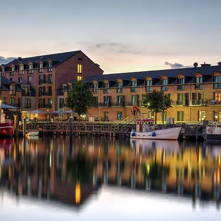 Hafenhotel Meereszeiten 4*