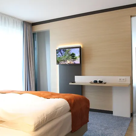 Hafenhotel Meereszeiten 4*