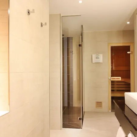 Hafenhotel Meereszeiten Heiligenhafen