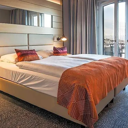 Hafenhotel Meereszeiten Heiligenhafen