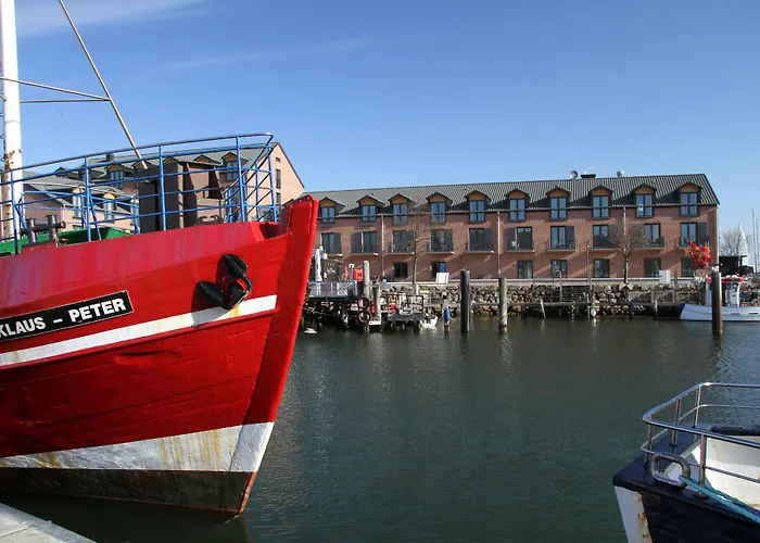 Hafenhotel Meereszeiten Hotell 4*