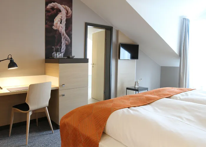 Hotell Hafenhotel Meereszeiten Heiligenhafen